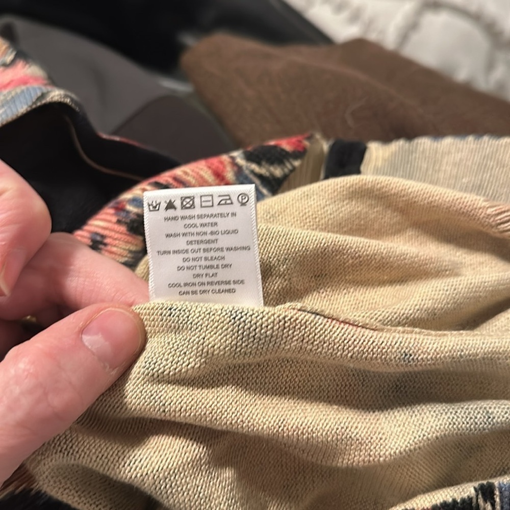 Hobbs UK floral cardigan. EUC - Picture 9 of 9